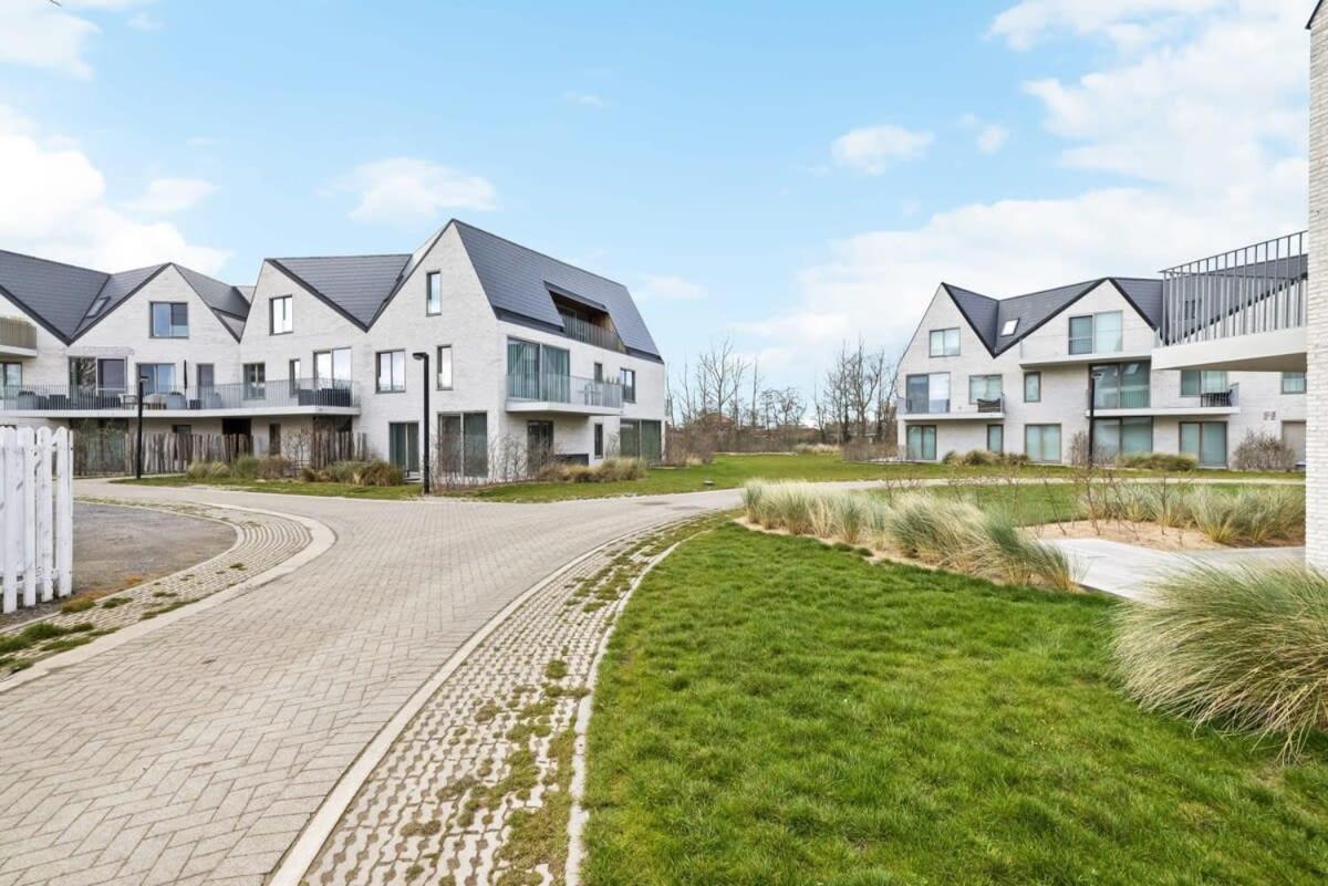 Huswell - Apartment With Natural Swimming Pool Миделкерк Экстерьер фото